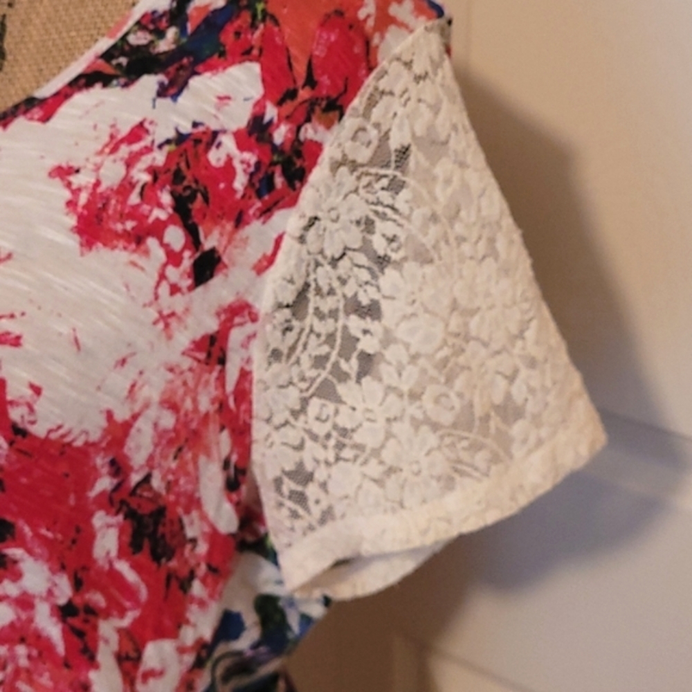 💕rxb floral top - Picture 2 of 3